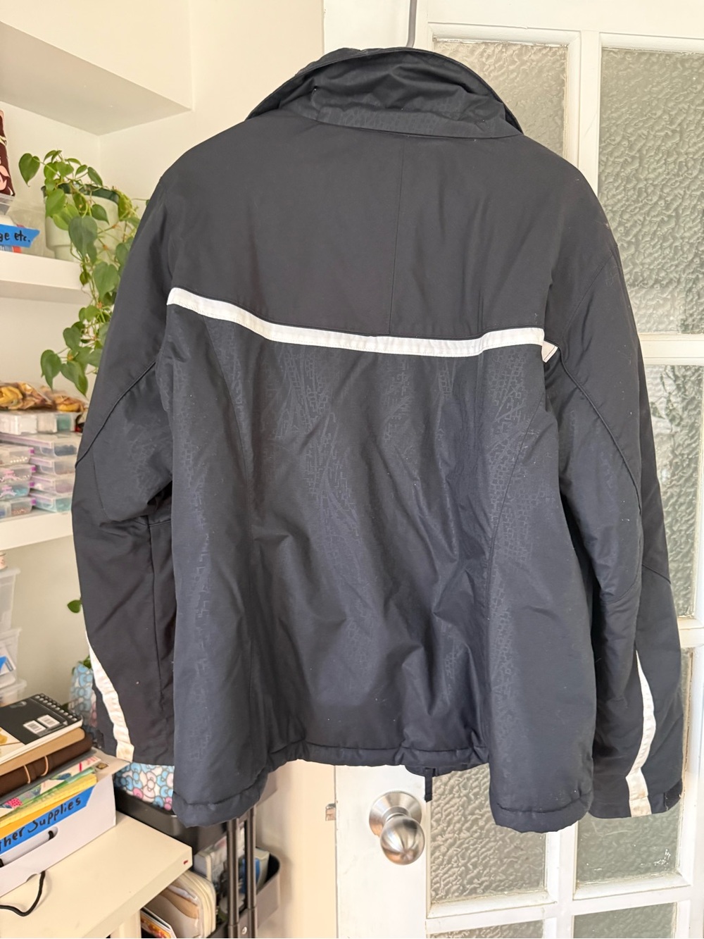 Columbia Black Ski Jacket with White Accents - Picture 6 of 7
